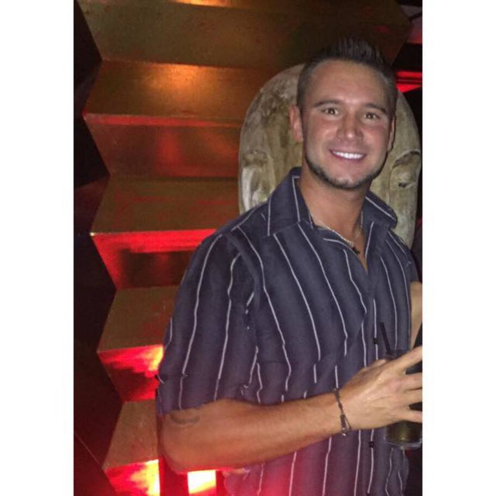 Meet your Posher, Thomas